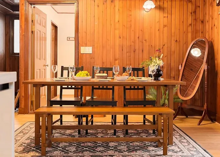 Seongsu Station Spacious 3br House With 4 Beds Apartment *