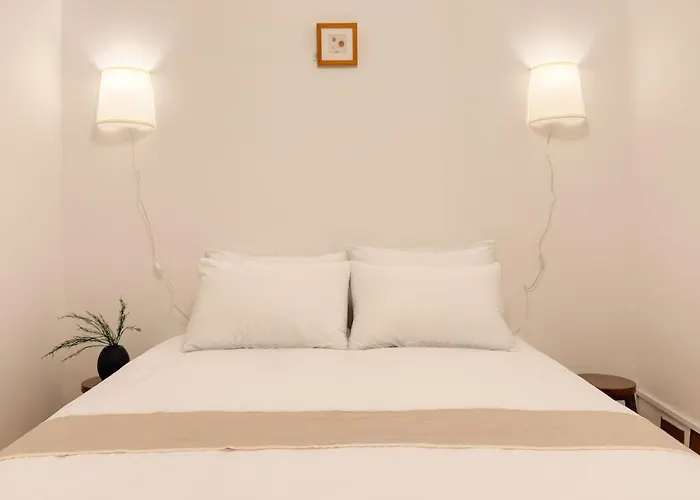Apartment Seongsu Station Spacious 3br House With 4 Beds