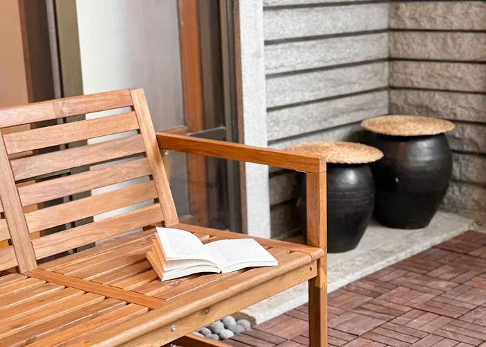 Seongsu Station Spacious 3br House With 4 Beds Apartment Seoul